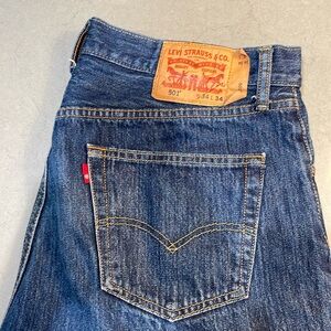 Levi’s 501 jeans